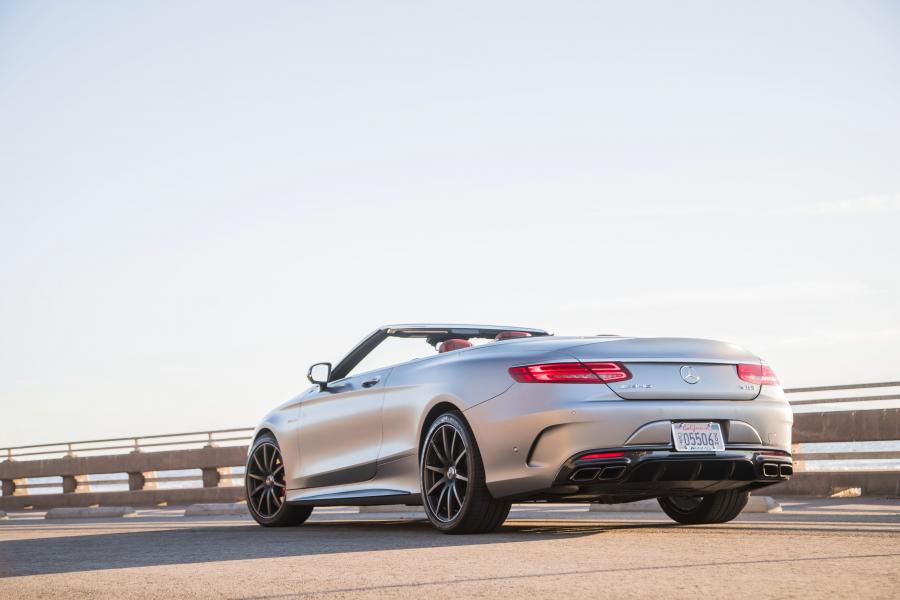  Mercedes-AMG S63 Cabriolet 2016 года  (NA) (фото 11 из 31)